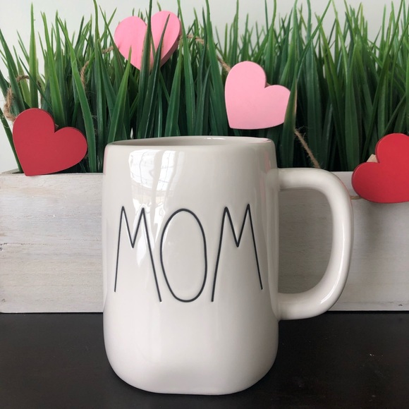 Rae Dunn Other - Rae Dunn Mom Mug ❤️